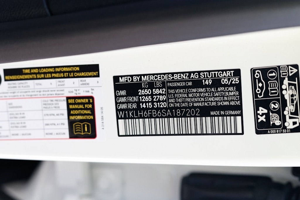 Thumbnail: 2025 Mercedes-Benz E-Class - 17