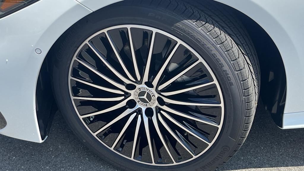 Thumbnail: 2026 Mercedes-Benz CLE - 8