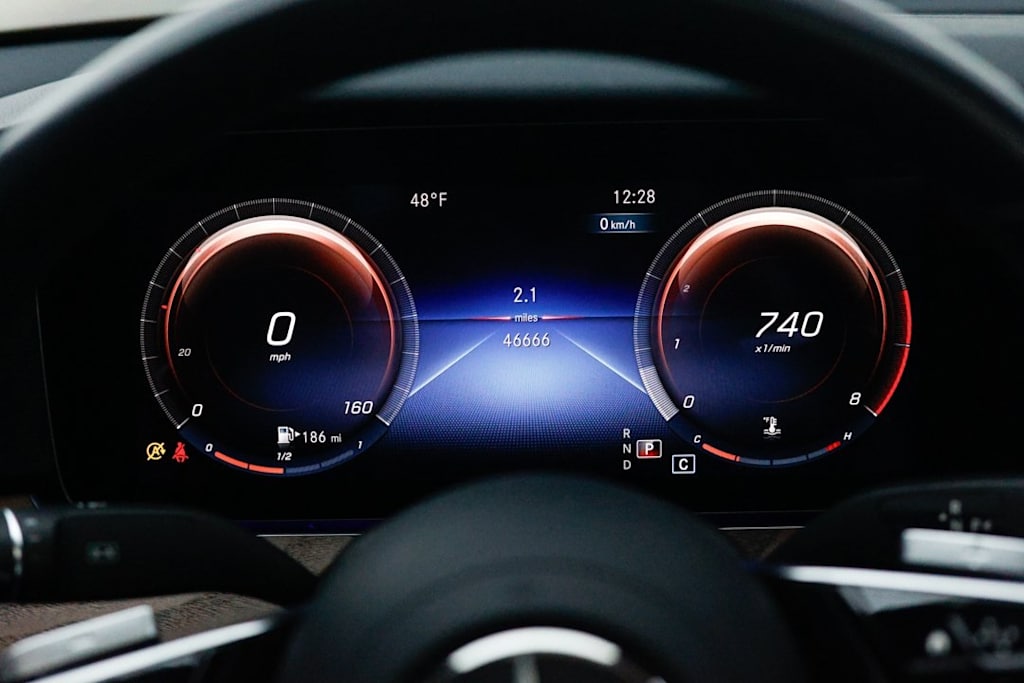 Thumbnail: 2022 Mercedes-Benz E-Class - 14