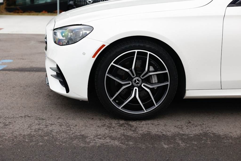 Thumbnail: 2022 Mercedes-Benz E-Class - 8