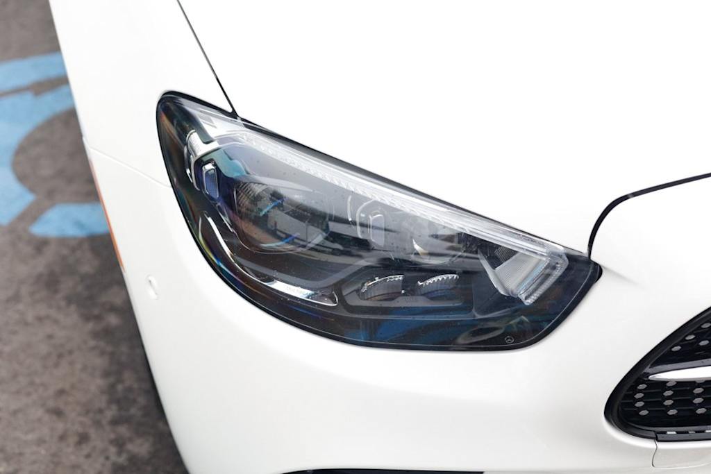 Thumbnail: 2022 Mercedes-Benz E-Class - 34