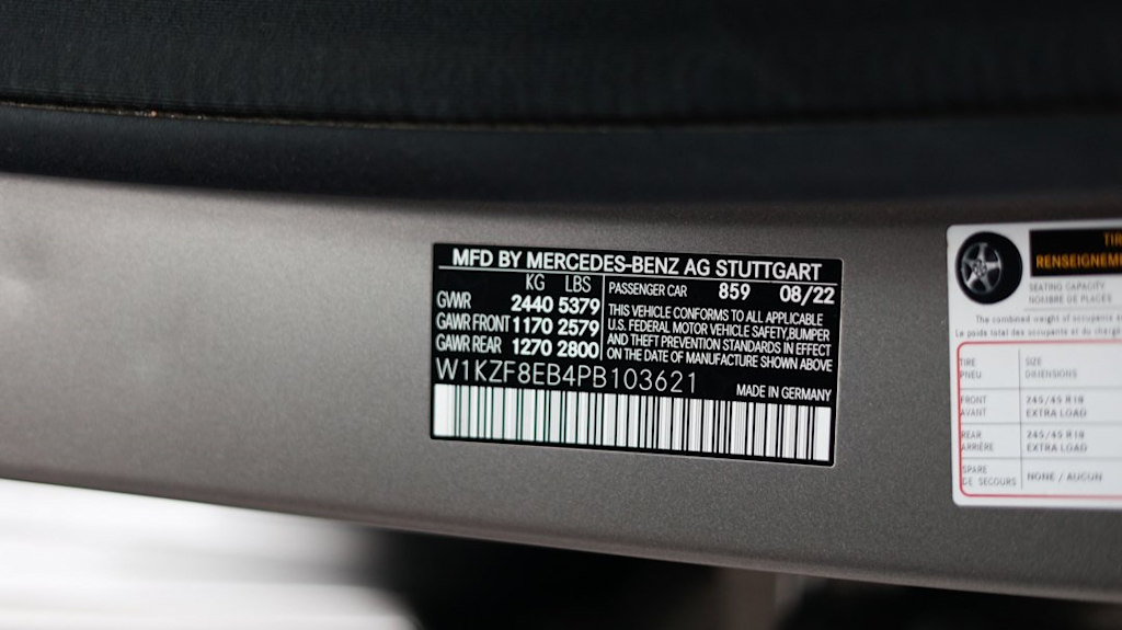 Thumbnail: 2023 Mercedes-Benz E-Class - 18