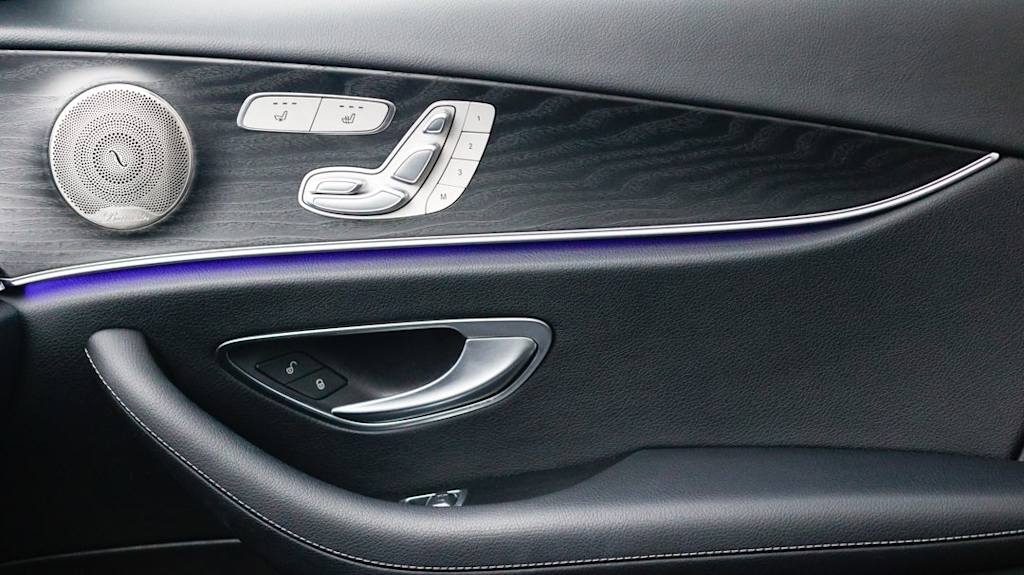 Thumbnail: 2023 Mercedes-Benz E-Class - 40