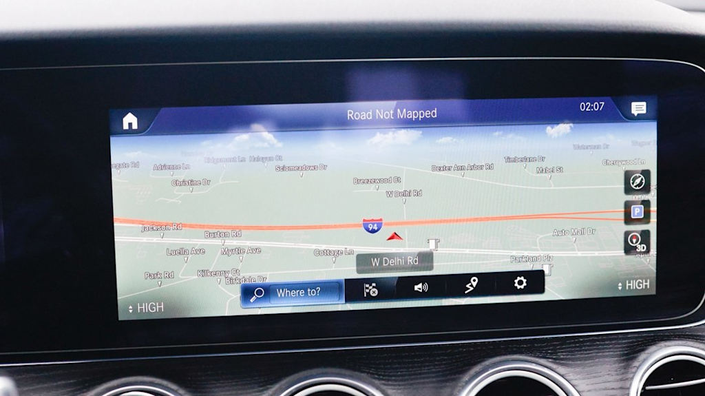 Thumbnail: 2023 Mercedes-Benz E-Class - 13