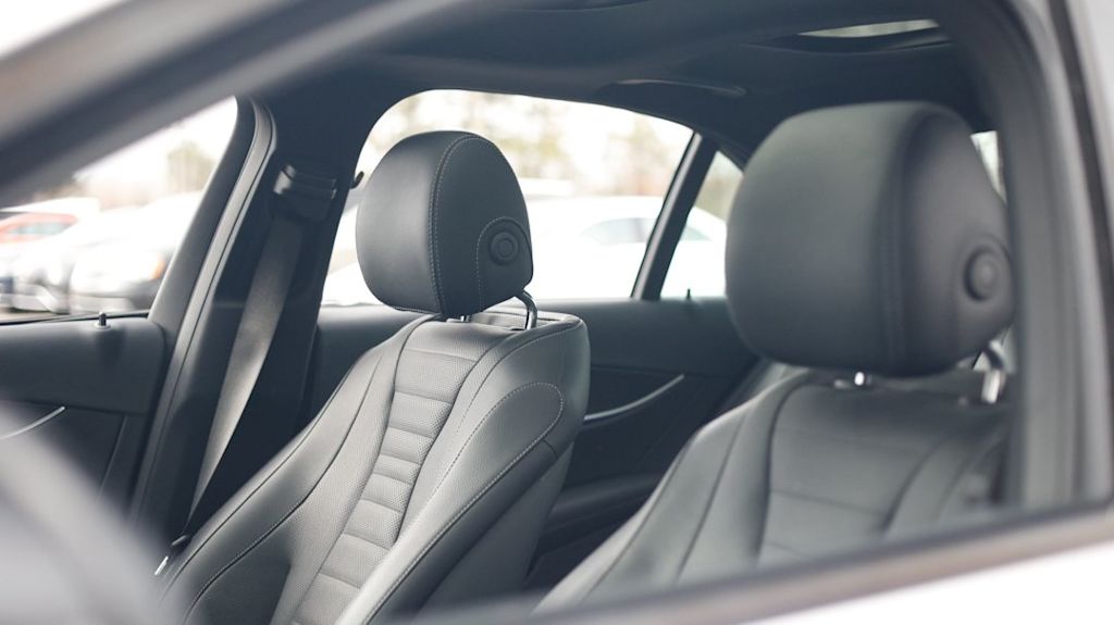 Thumbnail: 2023 Mercedes-Benz E-Class - 10