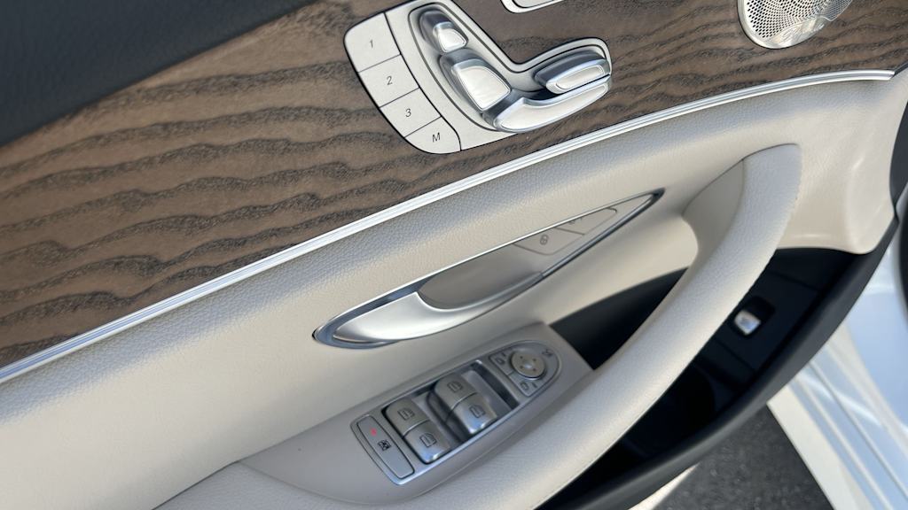 Thumbnail: 2023 Mercedes-Benz E-Class - 34