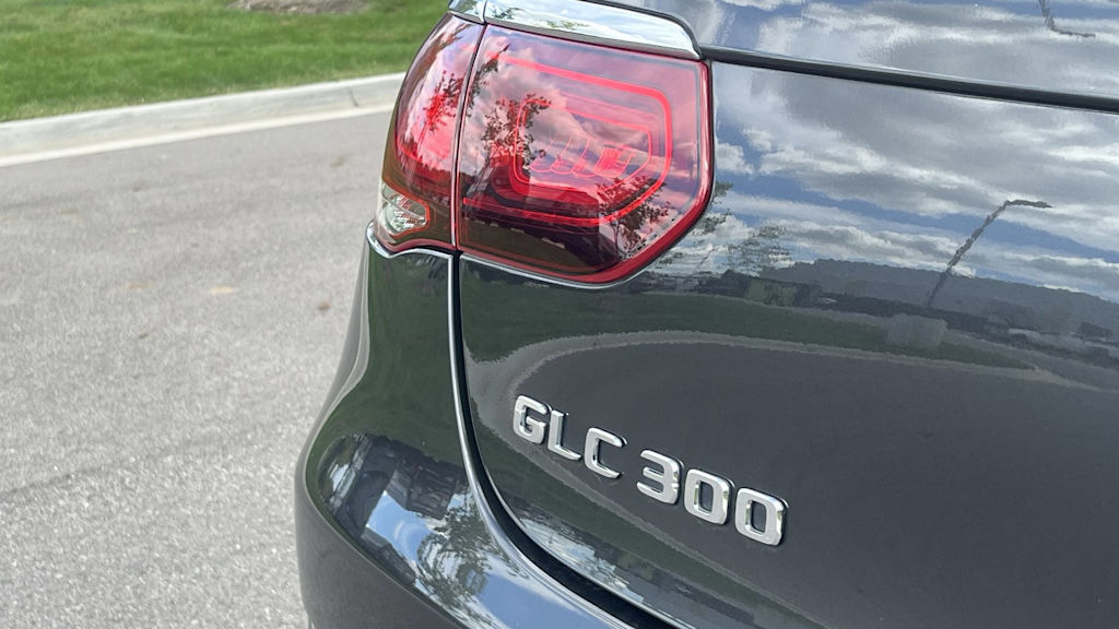 Thumbnail: 2023 Mercedes-Benz GLC - 32