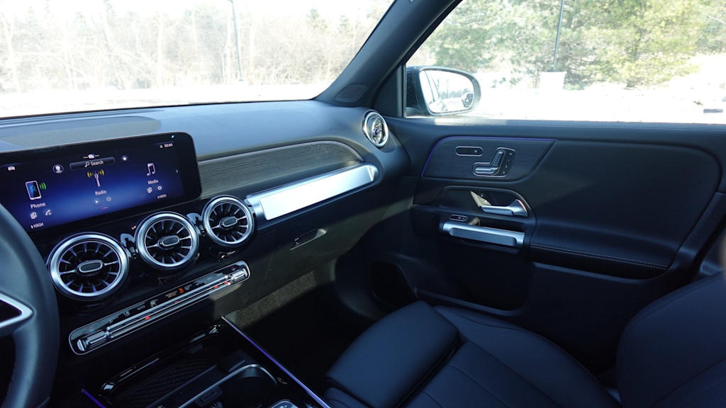 Thumbnail: 2026 Mercedes-Benz GLB - 12