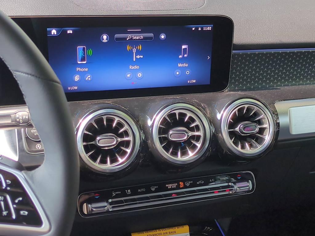 Thumbnail: 2025 Mercedes-Benz GLB - 15