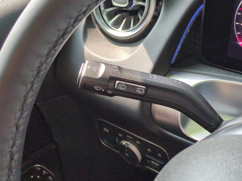 Thumbnail: 2025 Mercedes-Benz GLB - 30