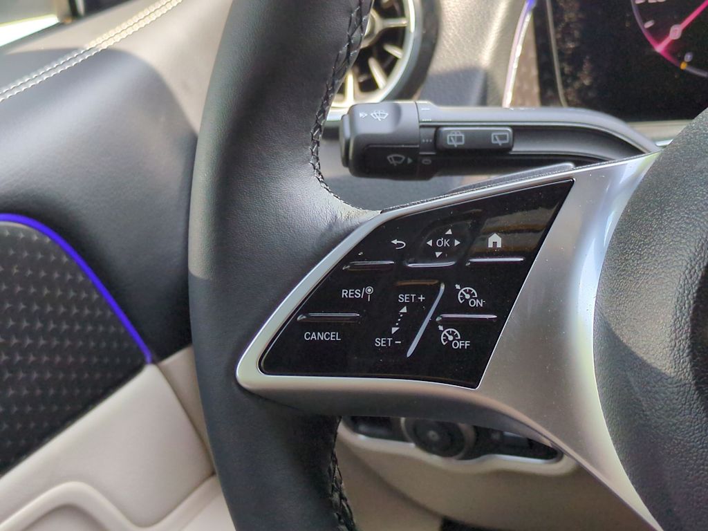 Thumbnail: 2025 Mercedes-Benz GLB - 29