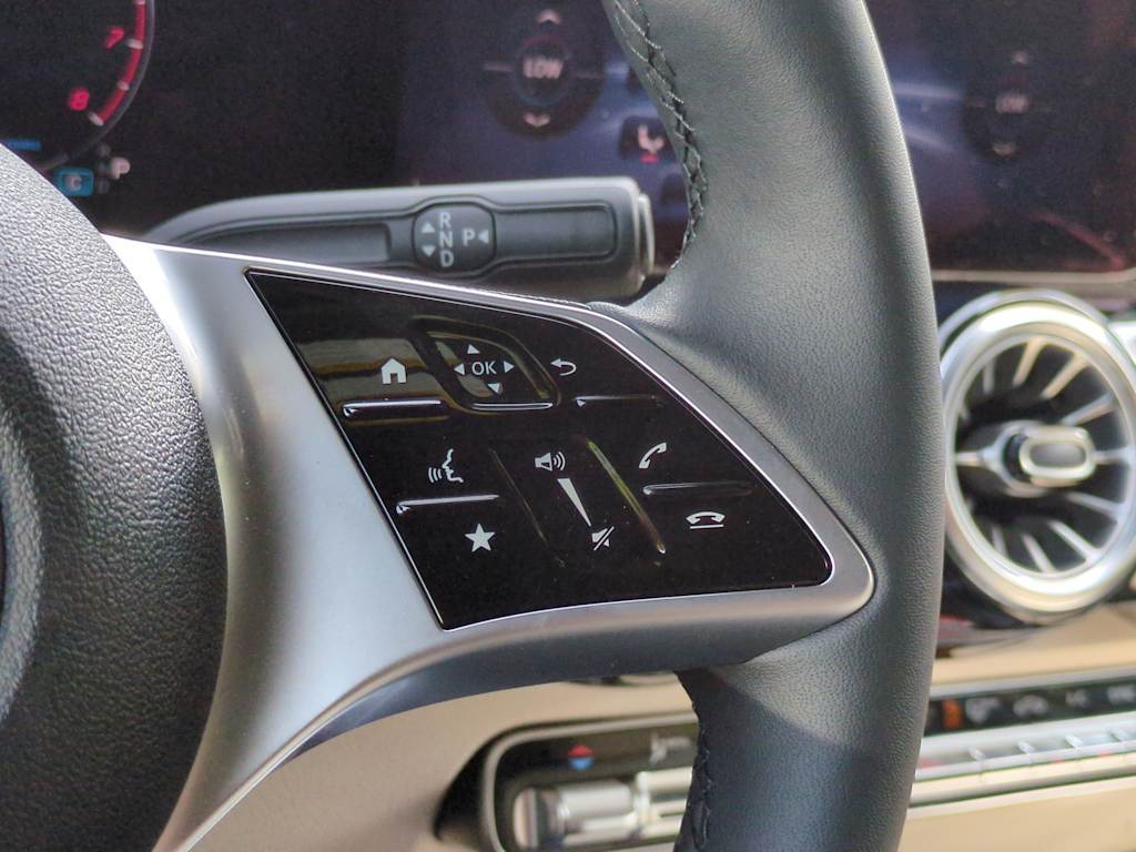 Thumbnail: 2025 Mercedes-Benz GLB - 30