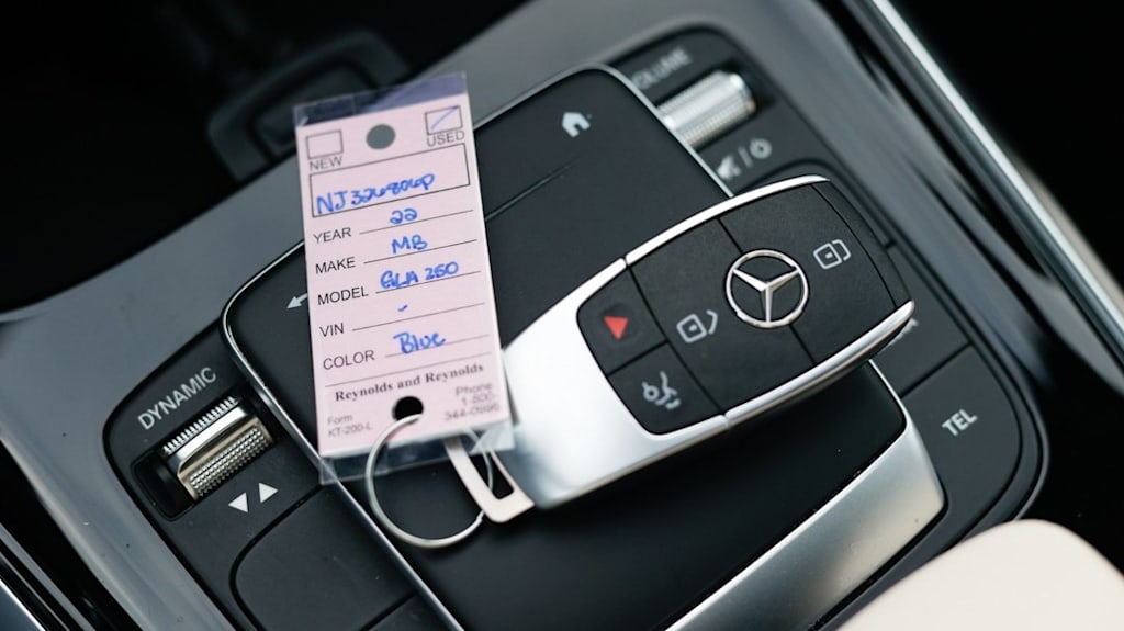 Thumbnail: 2022 Mercedes-Benz GLA - 18