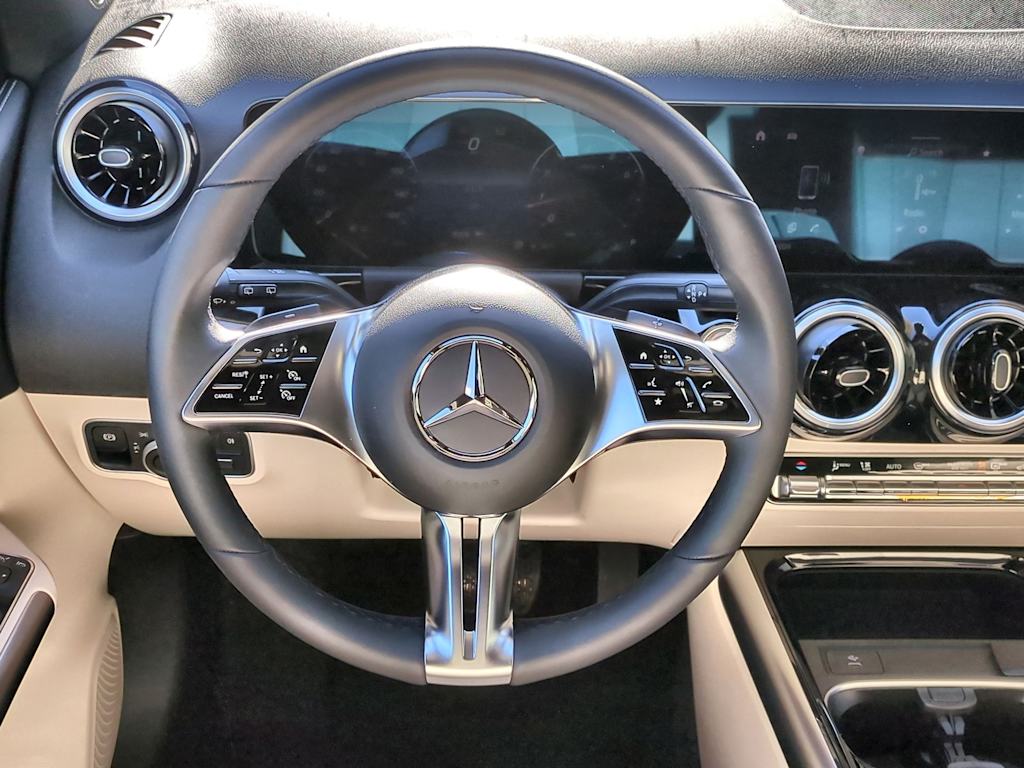 2025 Mercedes-Benz GLA 250 14