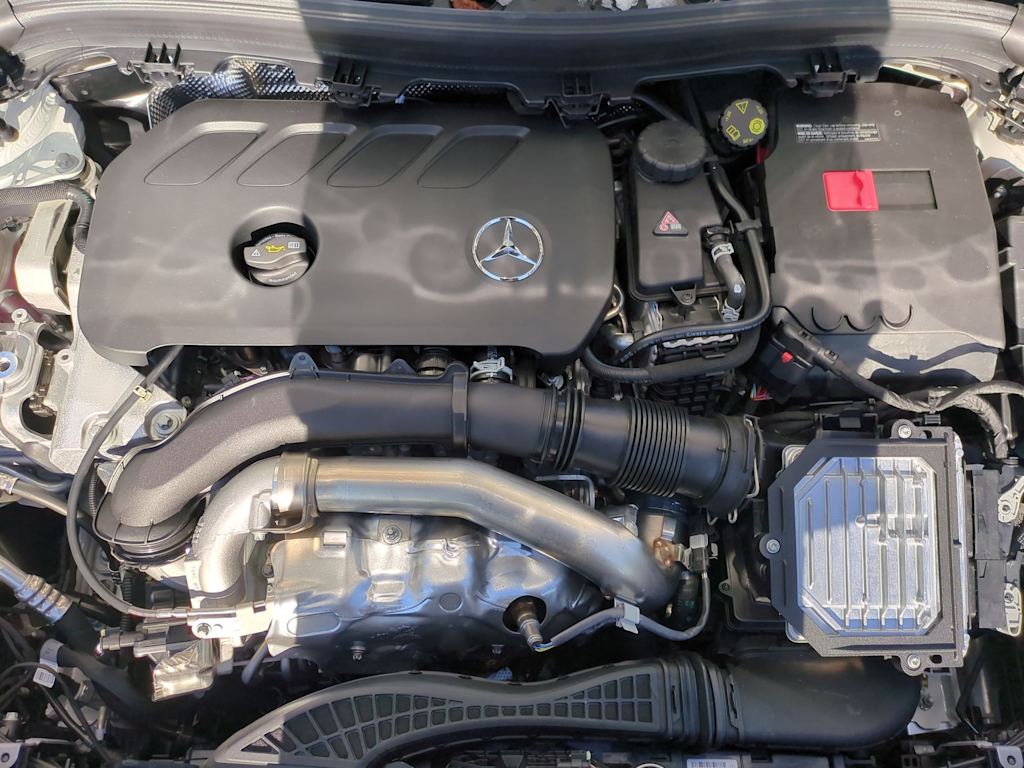 2025 Mercedes-Benz GLA 250 9