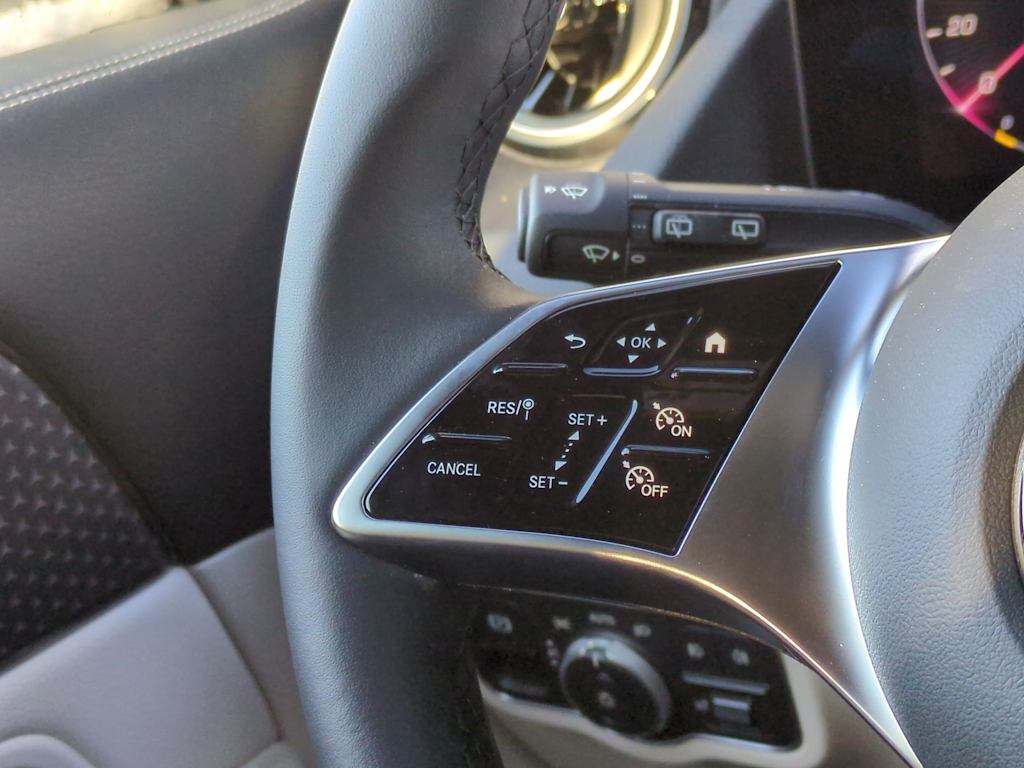 2025 Mercedes-Benz GLA 250 27
