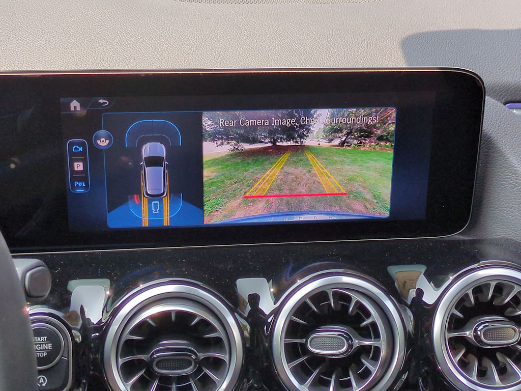 Thumbnail: 2025 Mercedes-Benz GLA - 33