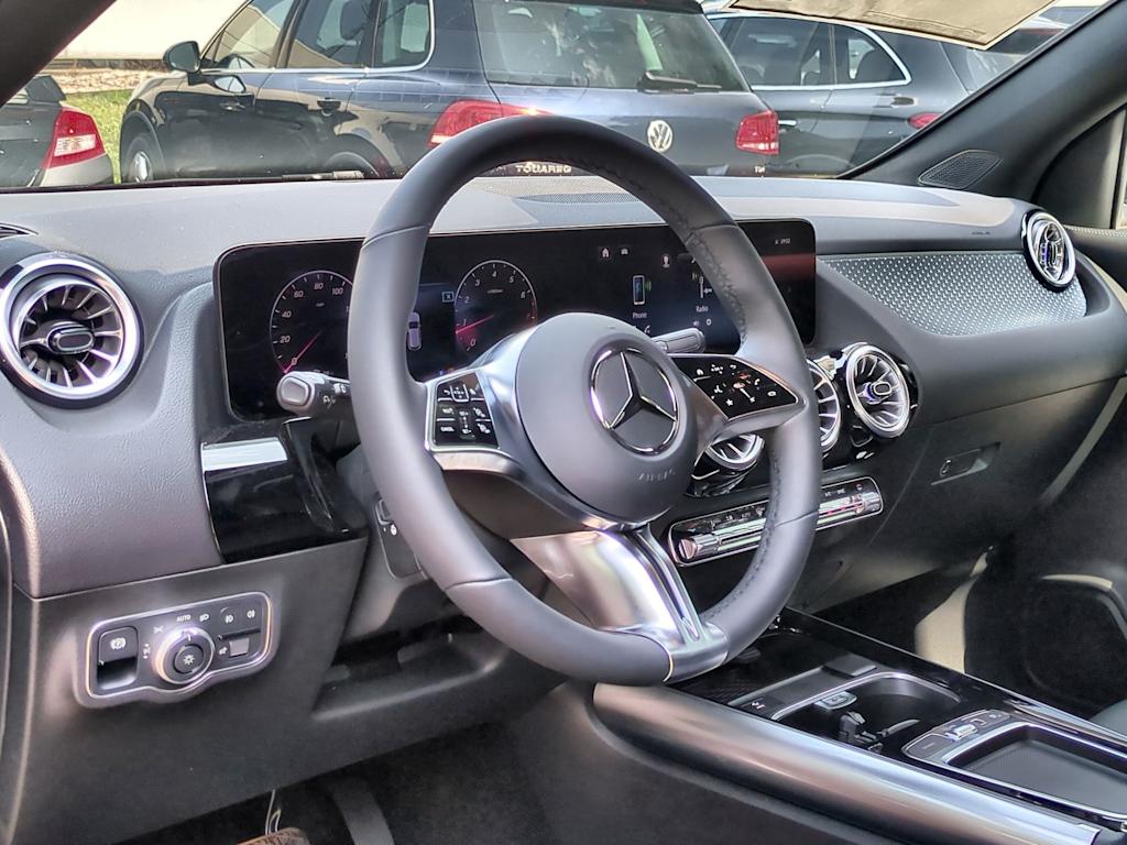 Thumbnail: 2025 Mercedes-Benz GLA - 2