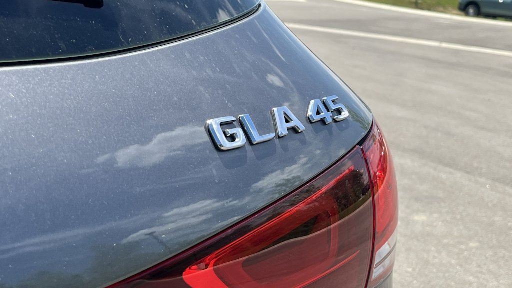 Thumbnail: 2022 Mercedes-Benz GLA - 35