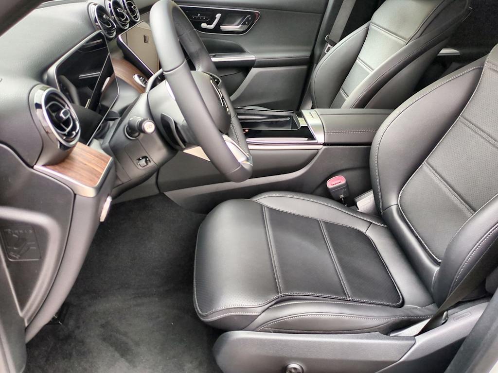 Thumbnail: 2025 Mercedes-Benz GLC - 11