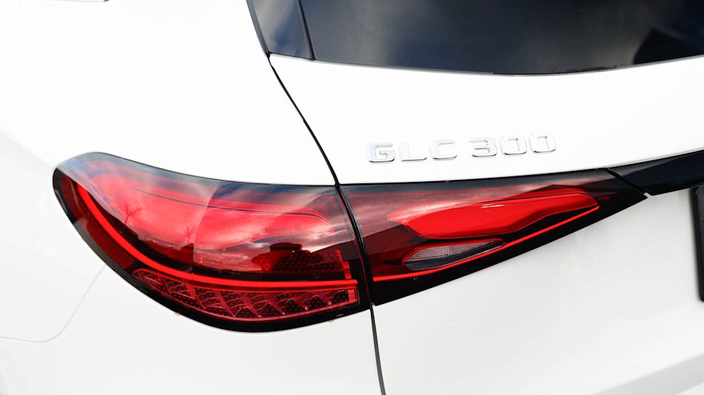 Thumbnail: 2026 Mercedes-Benz GLC - 22