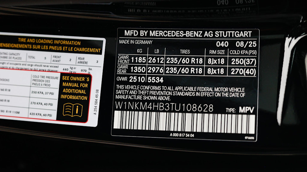Thumbnail: 2026 Mercedes-Benz GLC - 34