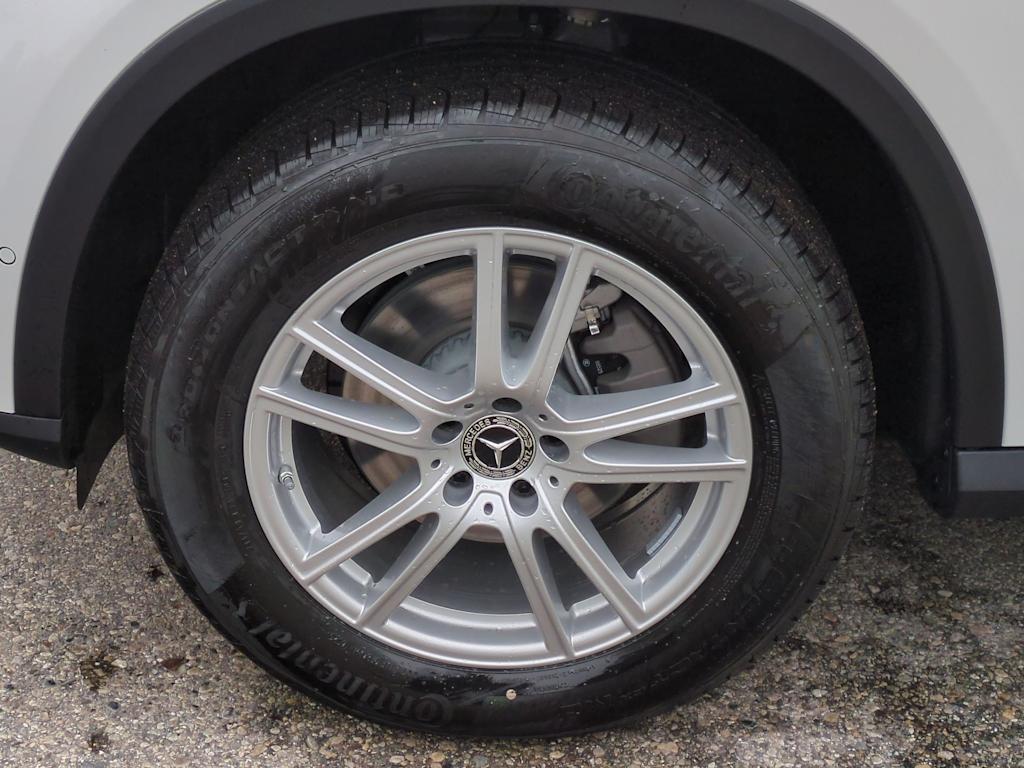 Thumbnail: 2025 Mercedes-Benz GLC - 8