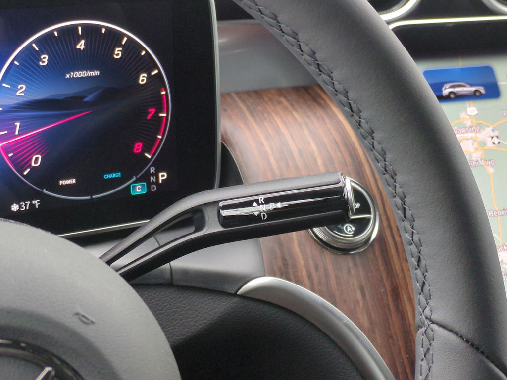 Thumbnail: 2025 Mercedes-Benz GLC - 35