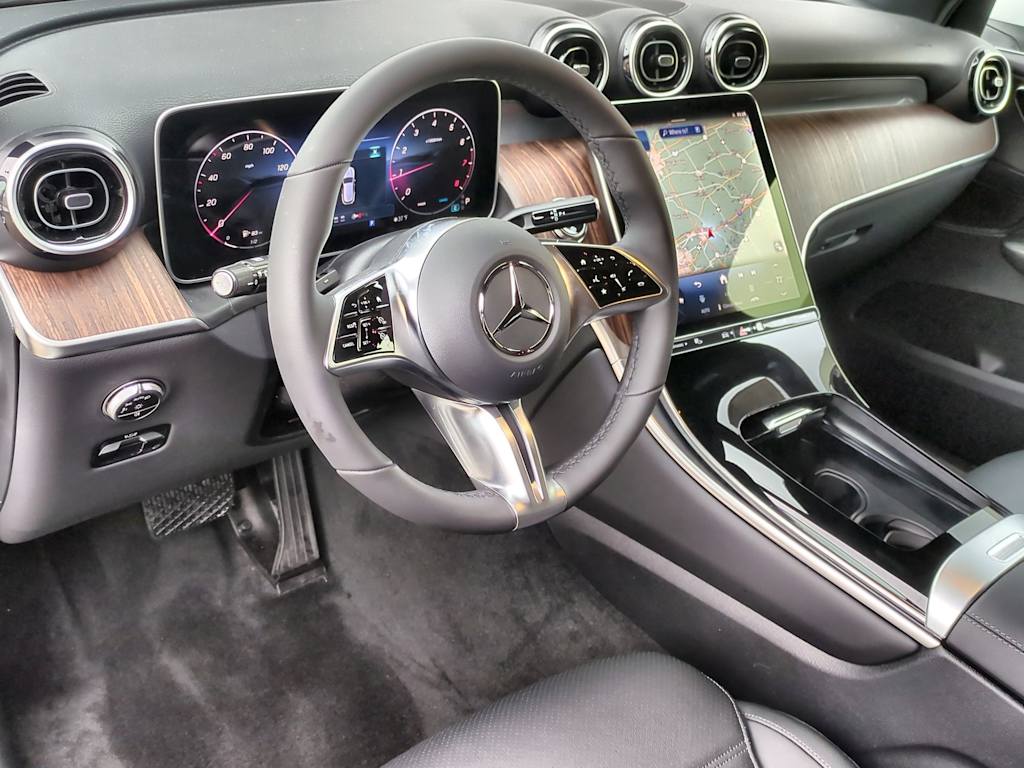 Thumbnail: 2025 Mercedes-Benz GLC - 2