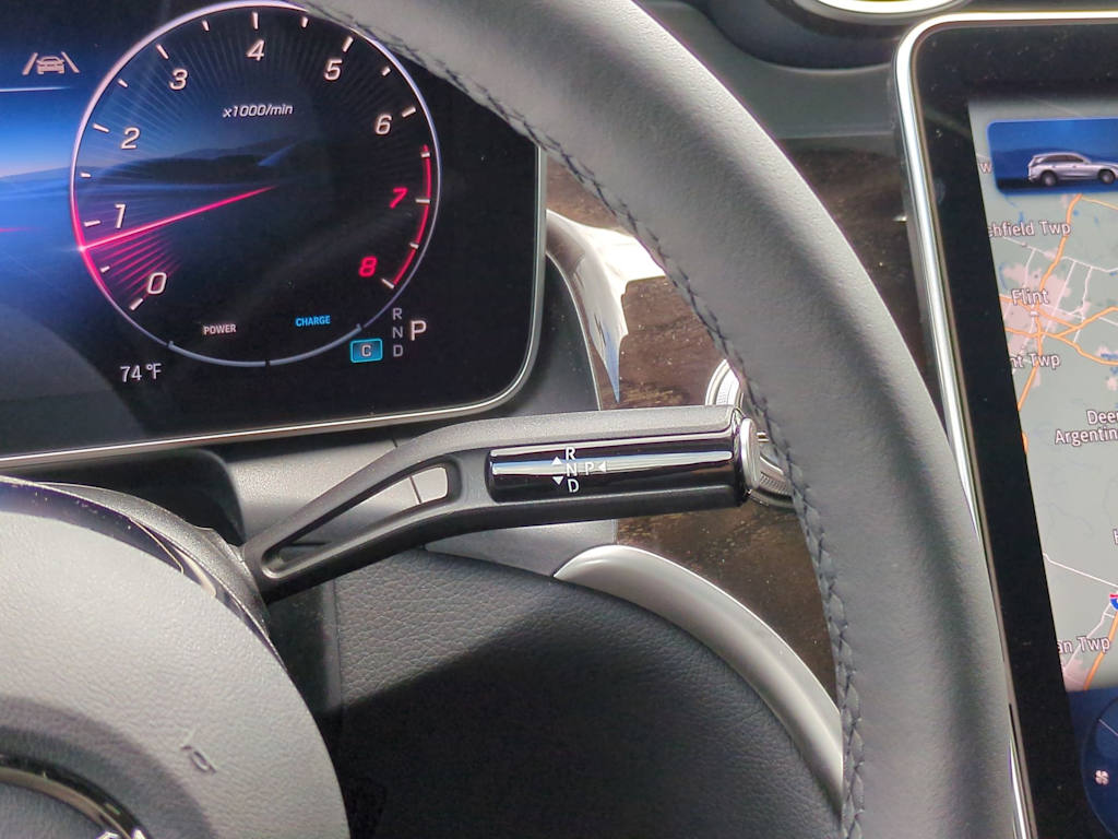 Thumbnail: 2025 Mercedes-Benz GLC - 37