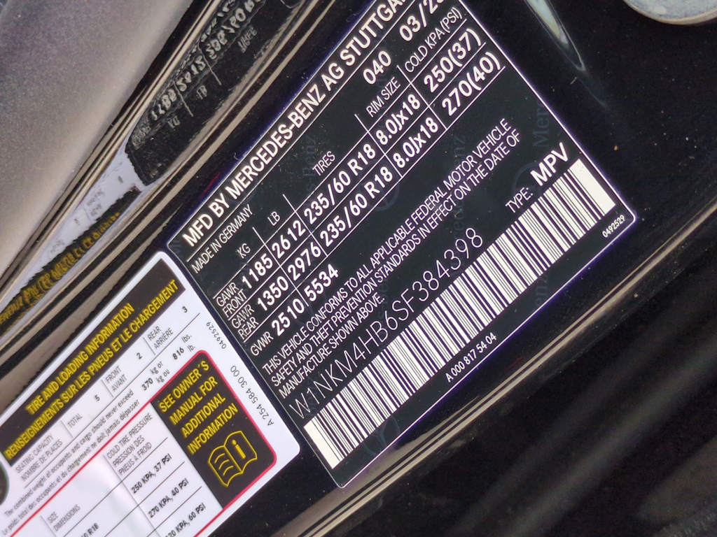 Thumbnail: 2025 Mercedes-Benz GLC - 38