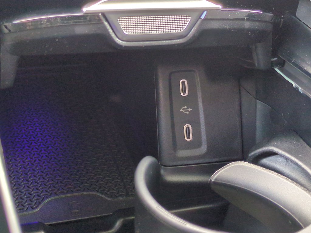 Thumbnail: 2025 Mercedes-Benz GLC - 16