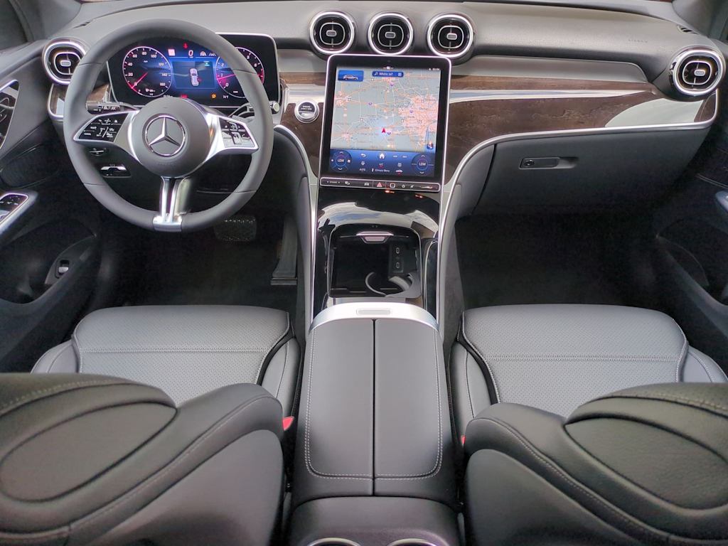 Thumbnail: 2025 Mercedes-Benz GLC - 10