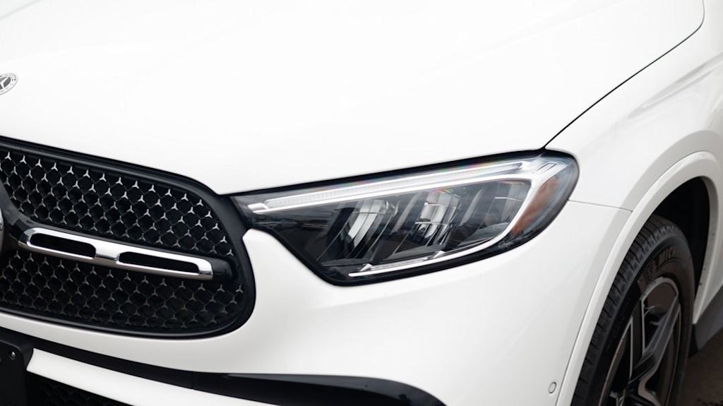 Thumbnail: 2025 Mercedes-Benz GLC - 19