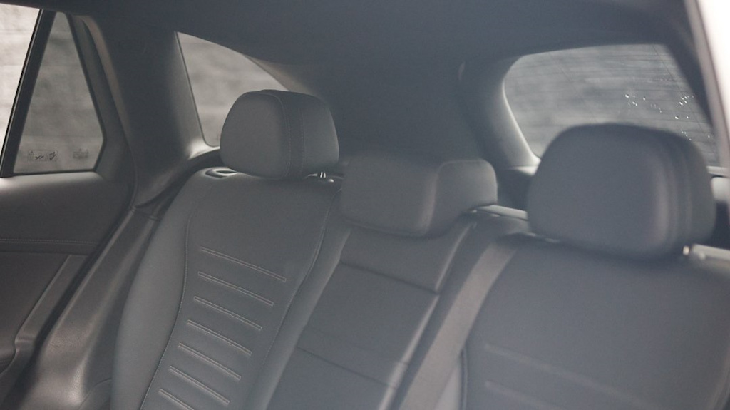 Thumbnail: 2025 Mercedes-Benz GLC - 23