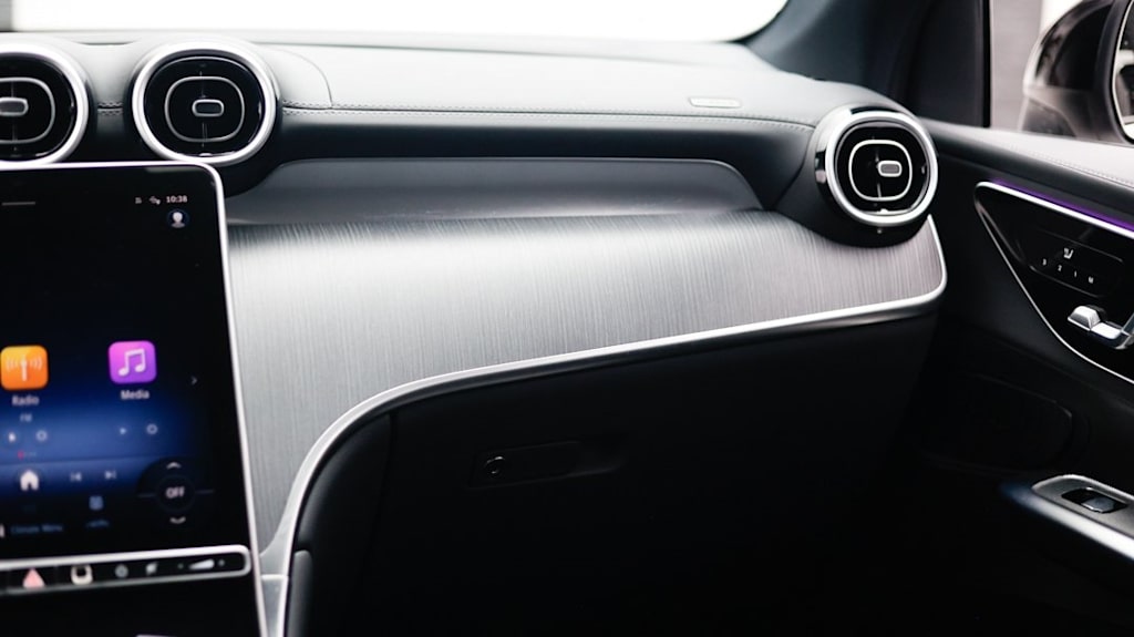 Thumbnail: 2025 Mercedes-Benz GLC - 35