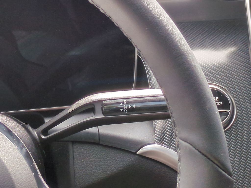 Thumbnail: 2025 Mercedes-Benz GLC - 16