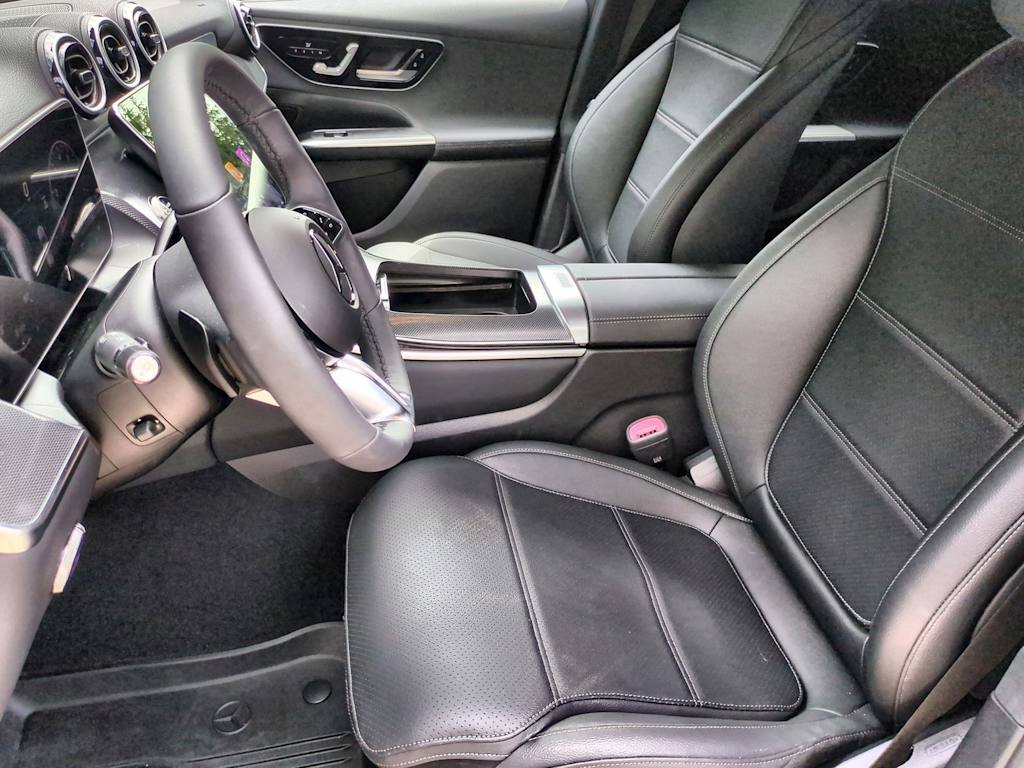 Thumbnail: 2025 Mercedes-Benz GLC - 11