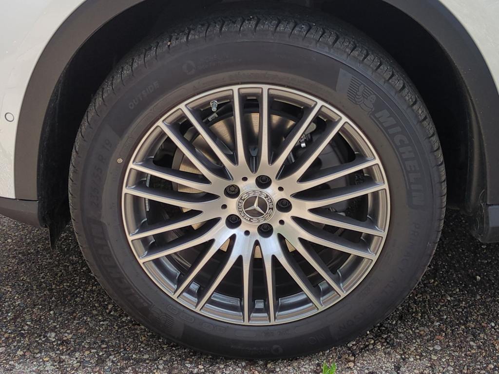 Thumbnail: 2025 Mercedes-Benz GLC - 8