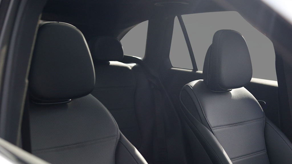 Thumbnail: 2026 Mercedes-Benz GLC - 10