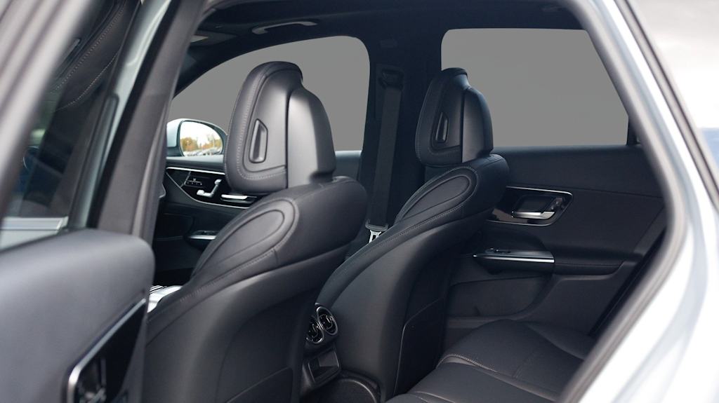 Thumbnail: 2026 Mercedes-Benz GLC - 12