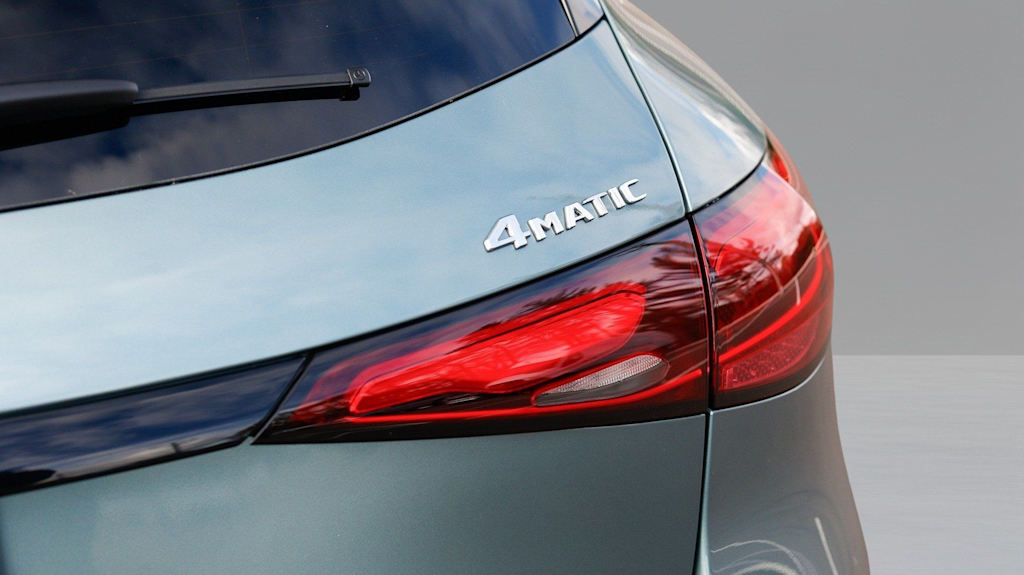 Thumbnail: 2026 Mercedes-Benz GLC - 23