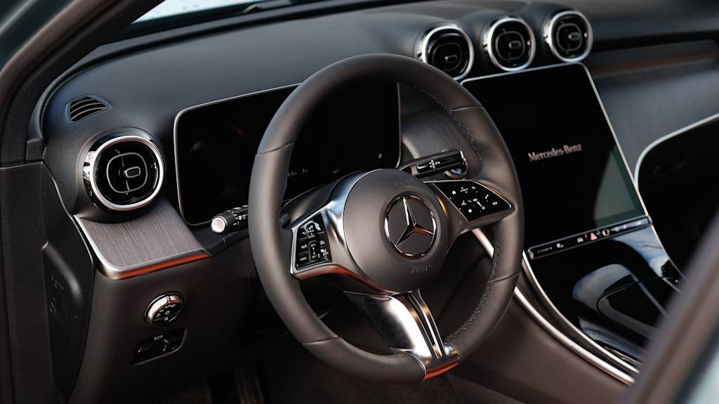 Thumbnail: 2026 Mercedes-Benz GLC - 13