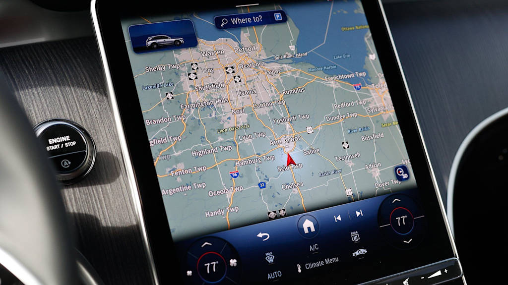 Thumbnail: 2026 Mercedes-Benz GLC - 12