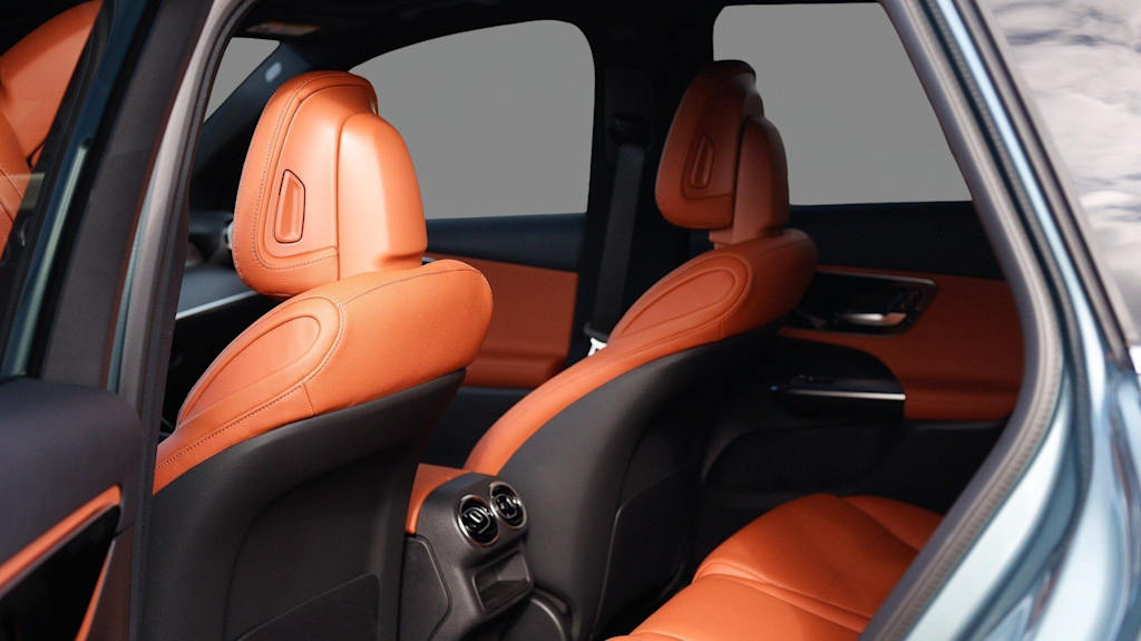 Thumbnail: 2026 Mercedes-Benz GLC - 10