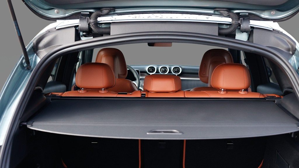 Thumbnail: 2026 Mercedes-Benz GLC - 2