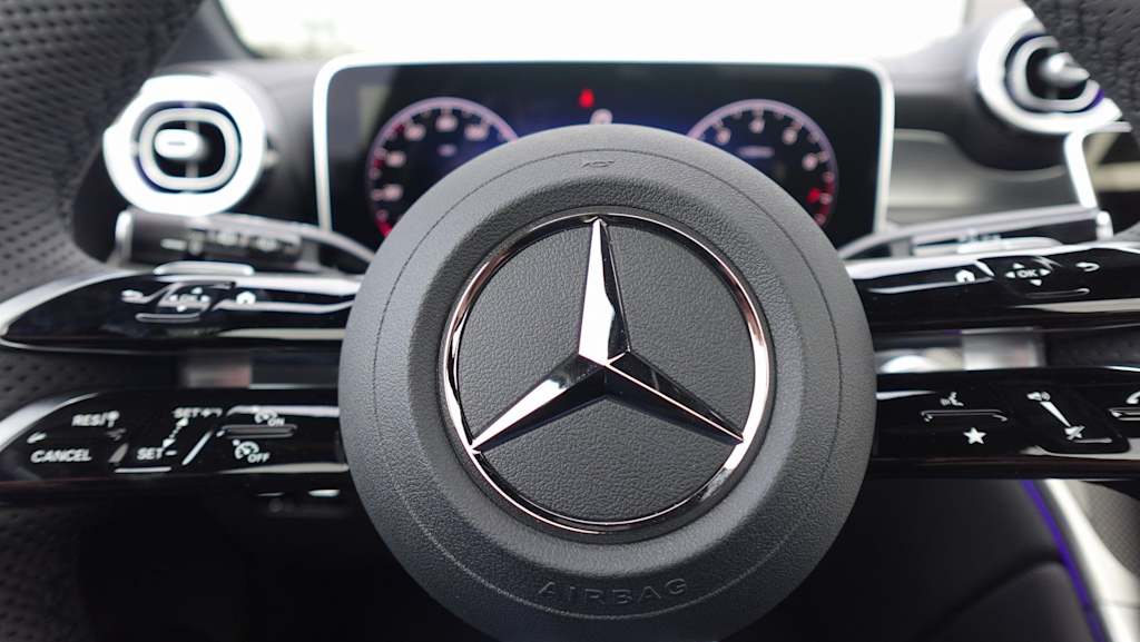 Thumbnail: 2026 Mercedes-Benz GLC - 14