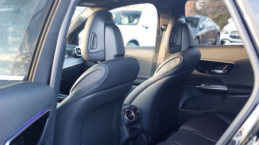 Thumbnail: 2026 Mercedes-Benz GLC - 11