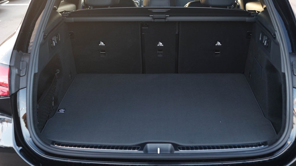 Thumbnail: 2026 Mercedes-Benz GLC - 35