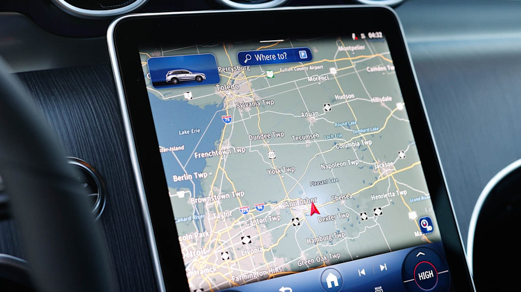 Thumbnail: 2026 Mercedes-Benz GLC - 17